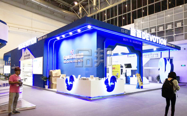 北京展臺(tái)搭建與展會(huì)設(shè)計(jì)的核心事項(xiàng)及廣告策略考量——以品邦會(huì)展服務(wù)為例